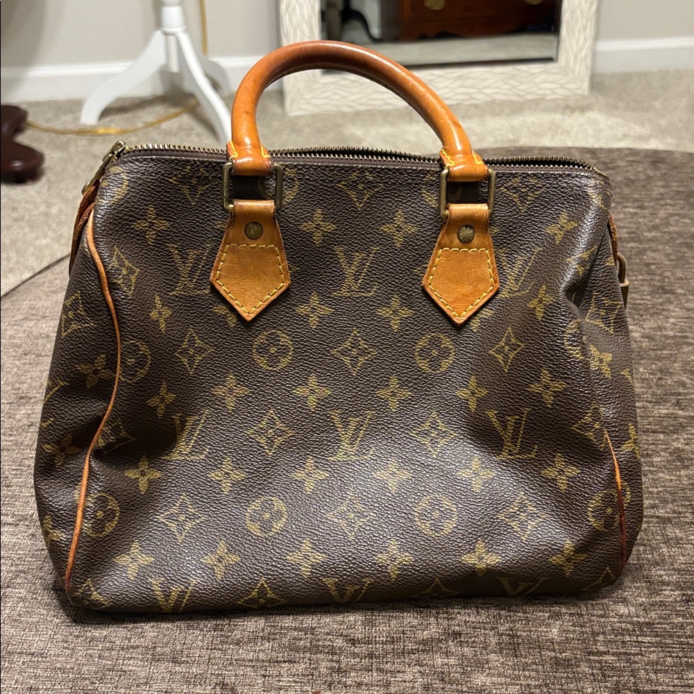 Authentic  Louis Vuitton Speedy 25 - Picture 3 of 15
